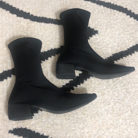 Black Stretch Ankle Boots She & In Sz 6 - Picture 4 of 8